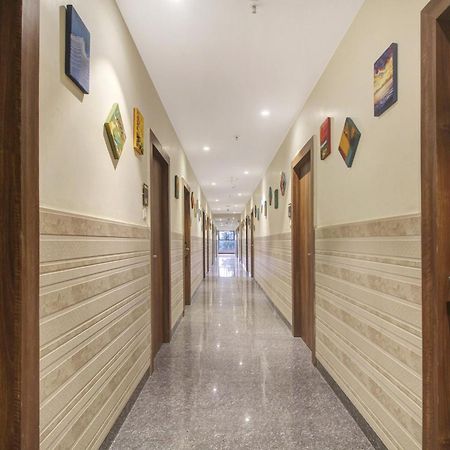 Townhouse Oak Sohotel Hāora Екстериор снимка