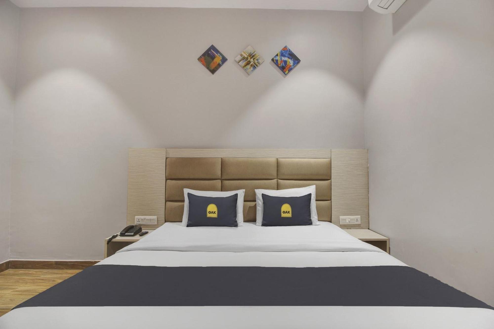 Townhouse Oak Sohotel Hāora Екстериор снимка