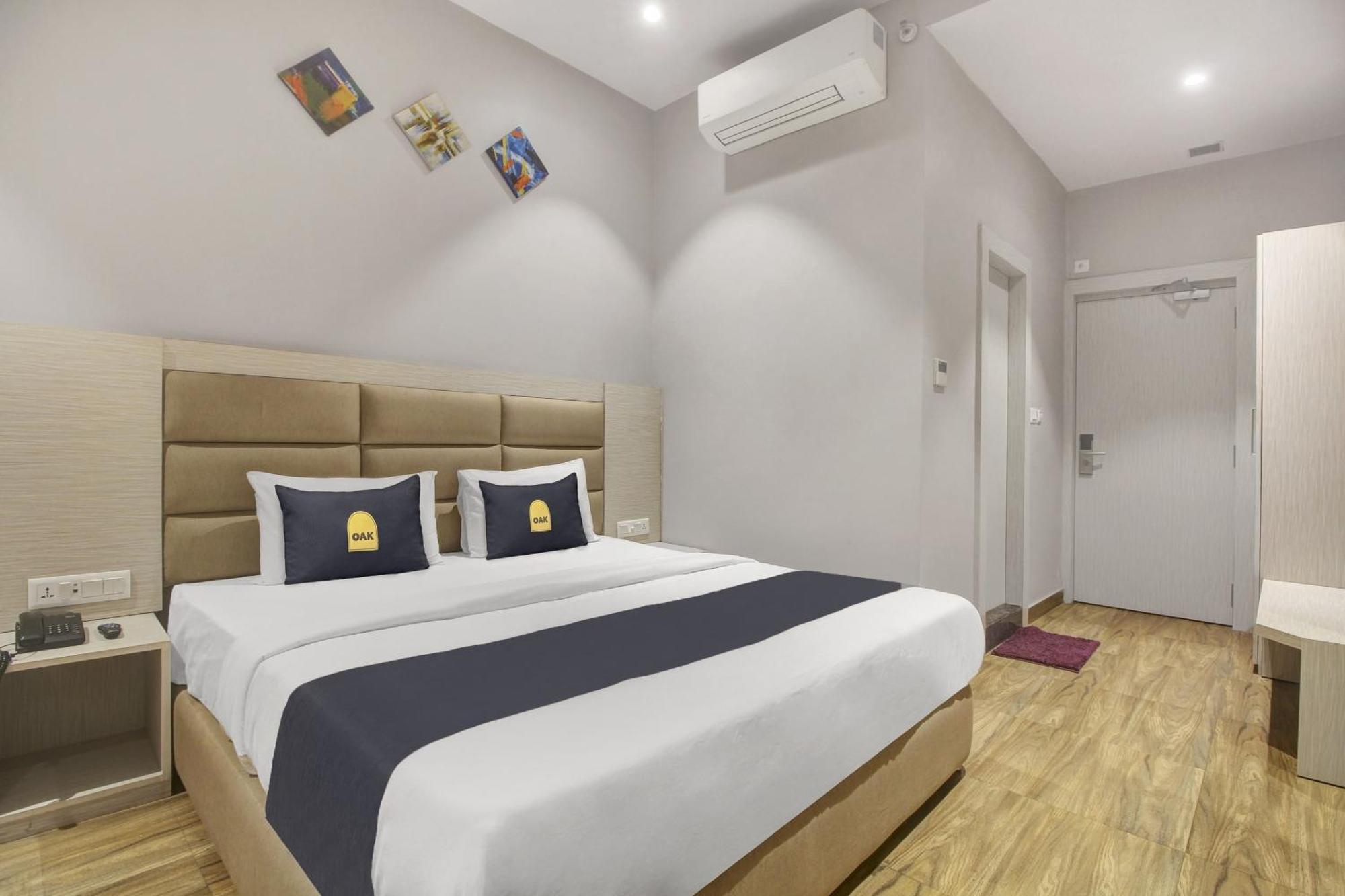 Townhouse Oak Sohotel Hāora Екстериор снимка