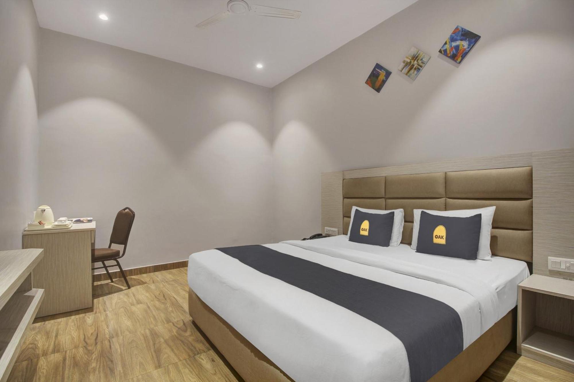 Townhouse Oak Sohotel Hāora Екстериор снимка